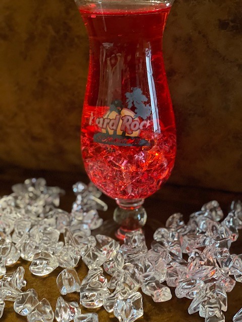 น้ำแข็งปลอม น้ำแข็งกำลังละลายก้อนเล็ก (1 ถุง บรรจุง 130 เม็ด)