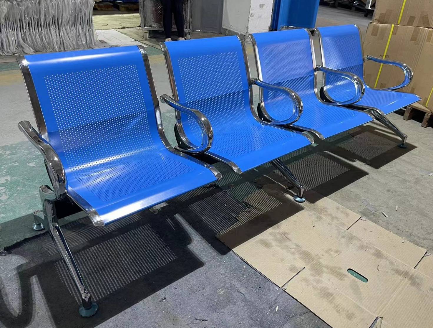 เก้าอี้แถว 4 ที่นั่ง โครงเหล็กแผ่นปั้มขึ้นรูป, เก้าอี้นั่งคอย, เก้าอี้พักคอย, เก้าอี้นั่งรอ TERMINAL รุ่น ICLBTM-04