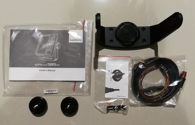 เครื่องหาปลา+GPS ยี่ห้อ Garmin GPSMAP 585 Plus เมนูไทย + GT20-TM แถมฟรี แผนที่ Bluechart g2