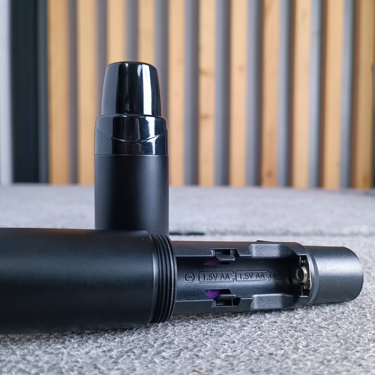 ไมค์2ด้าม MICROTECH MT-999E ไมค์ลอยมือถือคู่UHF ชุดไมค์ลอย มือถือคู่ ไมโครโฟนไร้สายดิจิตอล MICROTECH(ไมโครเทค) MT-999E MT-999Eเอไอ-ไพศาล