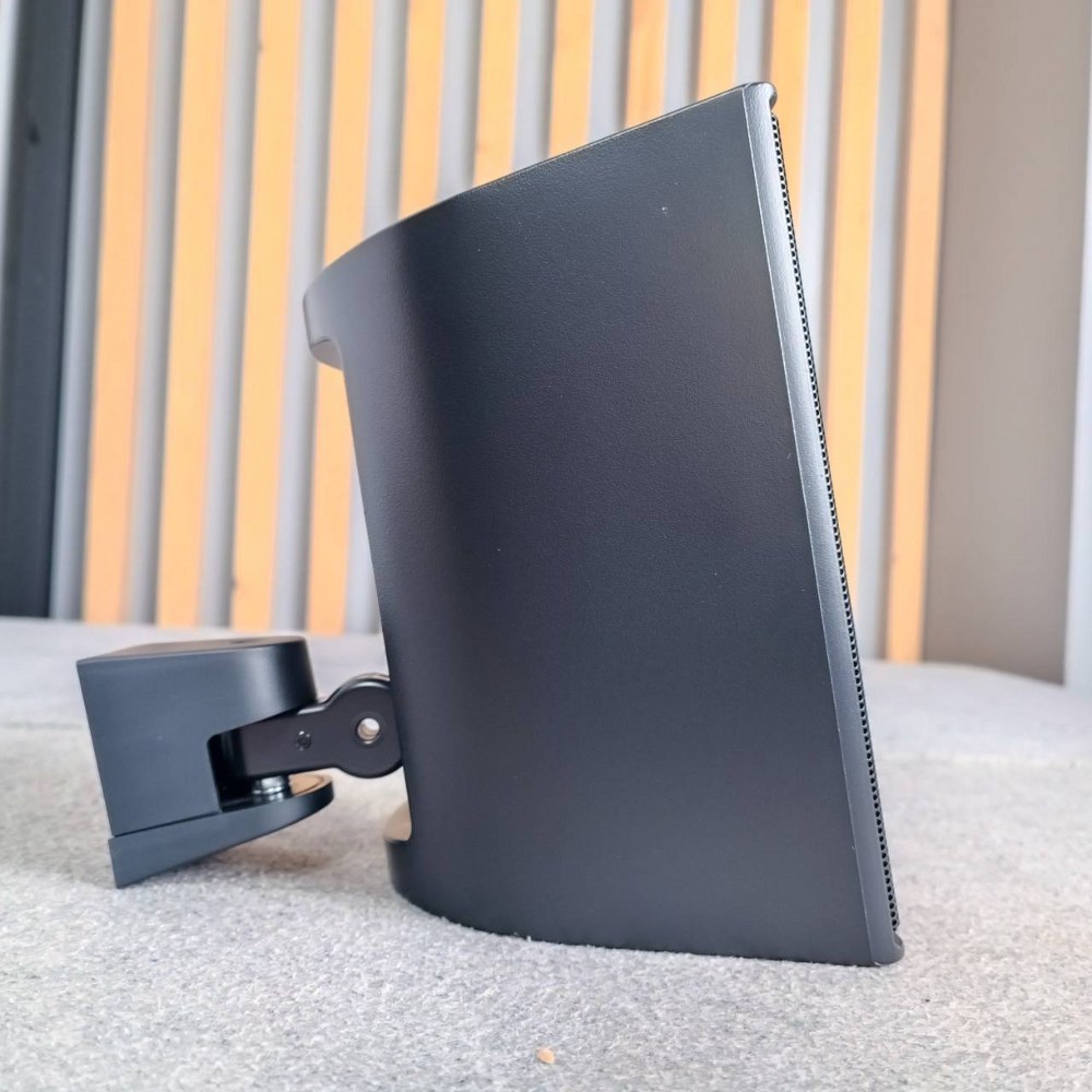 TOA F-03BT ตู้ลำโพงแขวน สีดำ พร้อมขาแขวน ลำโพงติดผนัง ขนาด 3.5 นิ้ว รองรับกำลังขับ 60 วัตต์ 8 โอห์ม โตอะ F 03BT F03BT เอไอ-ไพศาล