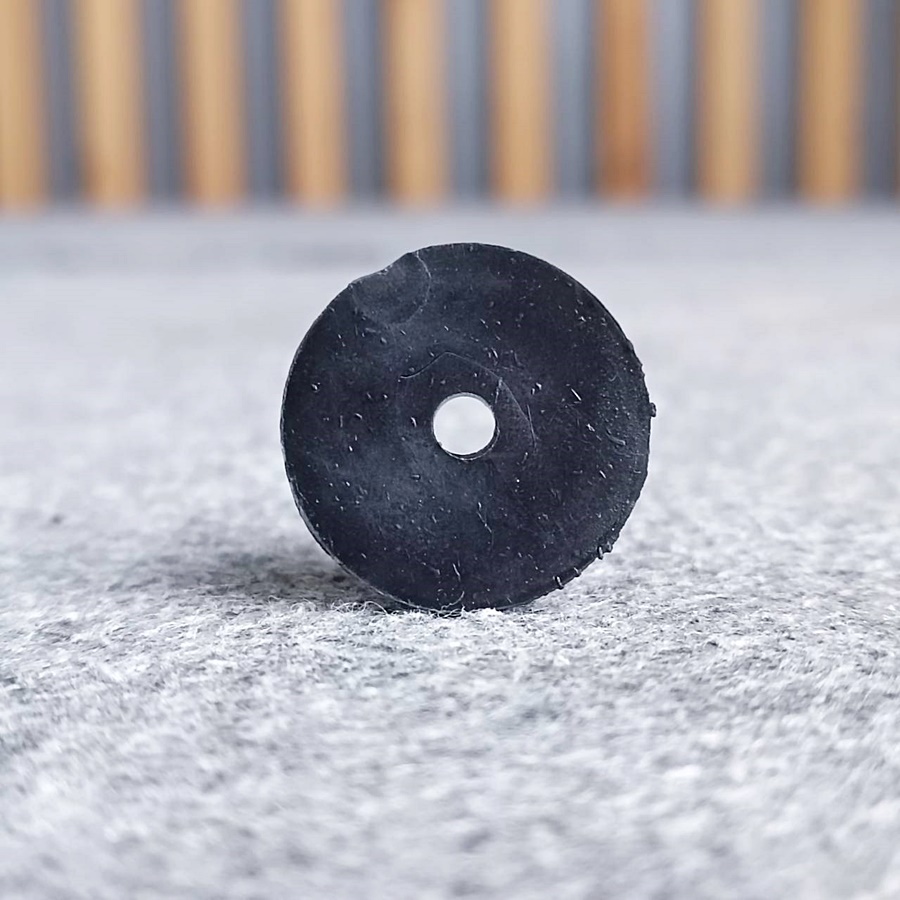 ยางรองแท่น1นิ้ว ยางรอง ยางกันกระแทก ยางรอง1นิ้ว ยางรองตู้ลำโพง ลูกยาง 1นิ้ว เอไอ-ไพศาล