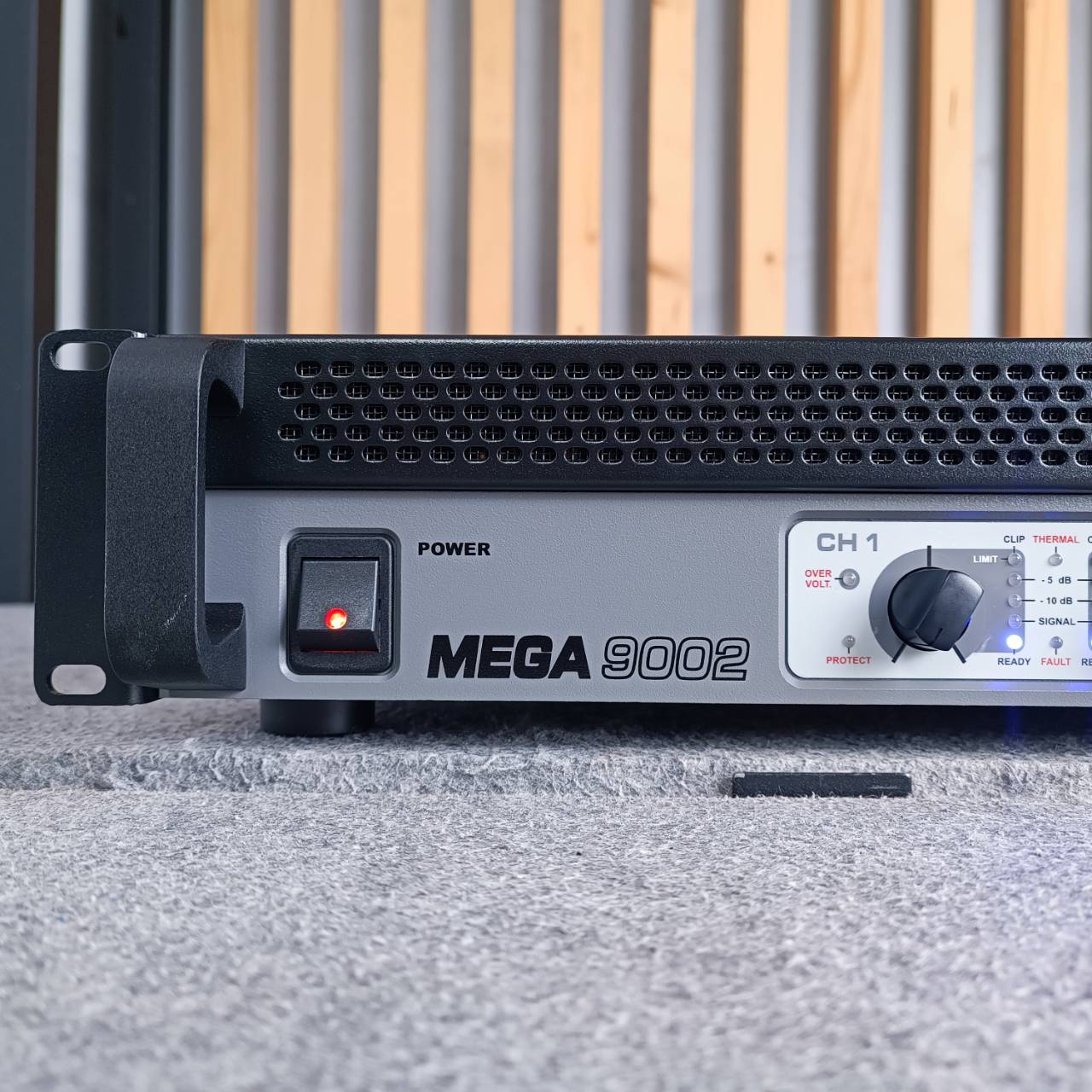TAFN MEGA-9002 PRO I POWERAMP เพาเวอร์แอมป์ คลาส D 2 แชนแนล MEGA 9002 PRO i เครื่องขยายเสียง แอมป์ MEGA9002PRO i เอไอ-ไพศาล
