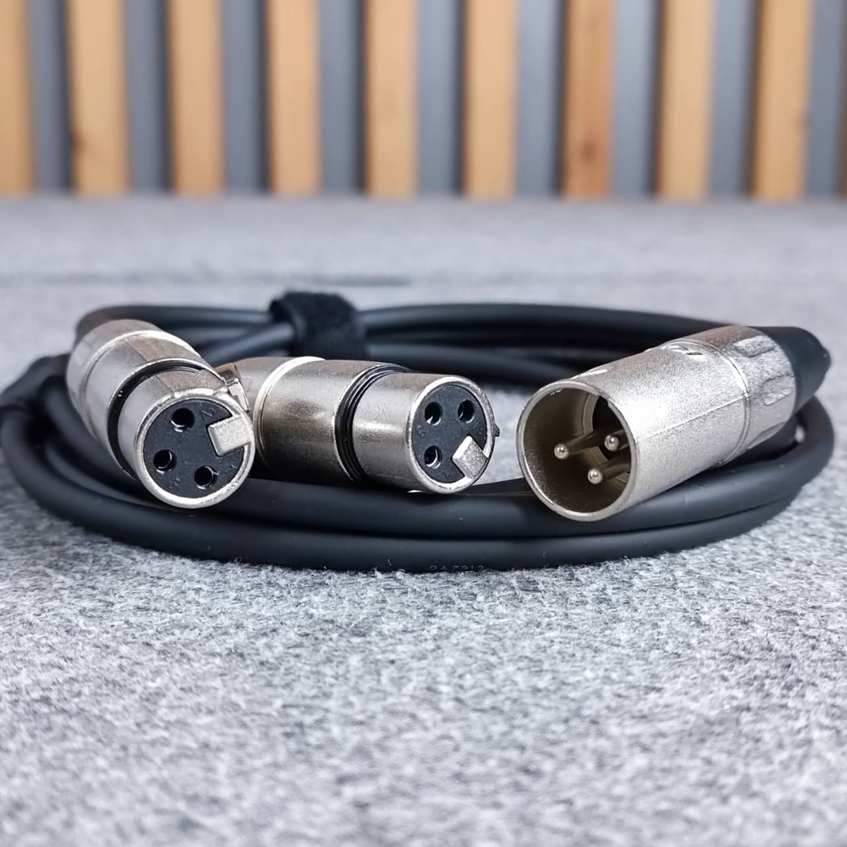 2เมตร KIRLIN Y-301 สายY XLR ผู้ x1 ออก XLR เมีย x2 ยาว 2เมตร 24awg สายสัญญาณ CANNONผู้ x1 - CANNONเมีย x2 สายสัญญาณสำเร็จรูป เอไอ-ไพศาล