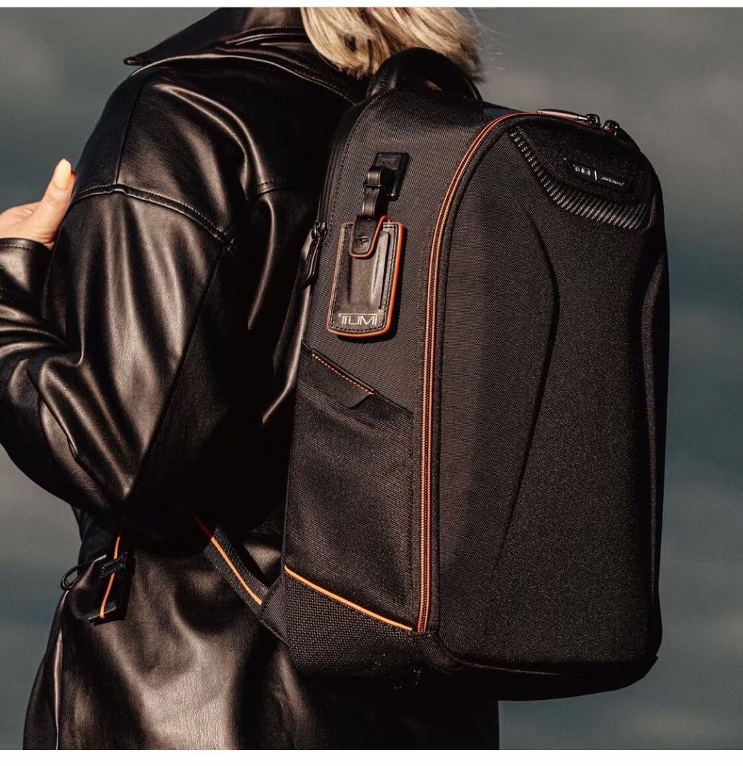 **do** กระเป๋าสะพายหลัง Velocity Backpack TUMI I MCLAREN สินค้าใหม่ ของแท้
