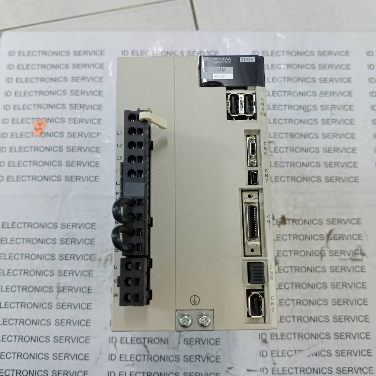 SGDV-120A11A002000 SERVO DRIVE "YASKAWA"