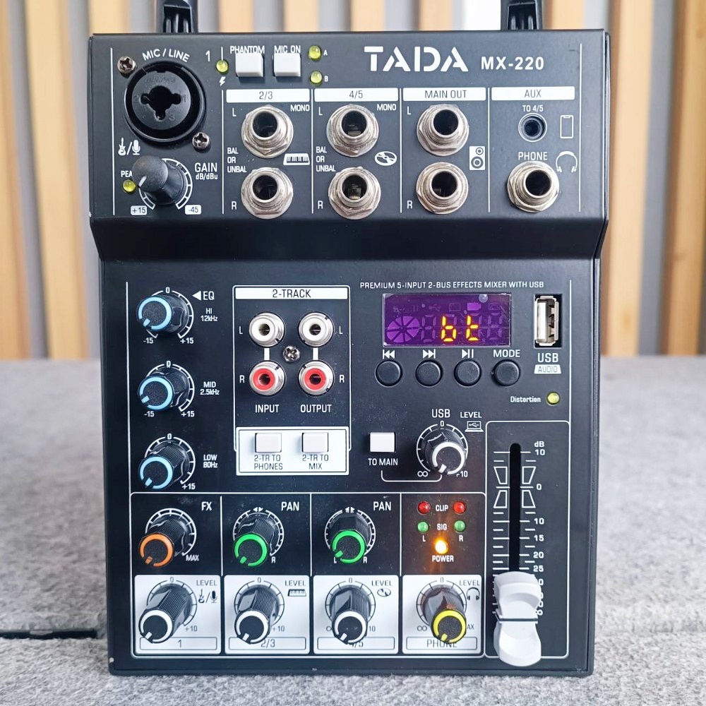 TADA MX-220 mixer พร้อมไมค์ลอย2ตัว ธาดา รุ่น MX 220 MX220 มิกเซอร์พร้อมไมค์ลอยคู่ มิกเซอร์ EQ ปรับโทนเสียง เอไอ-ไพศาล