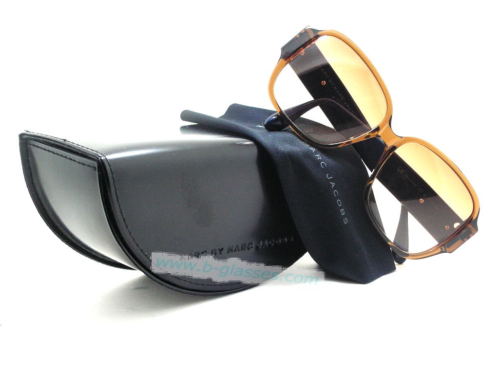 S แว่นกันแดด Marc Jacobs ไฮโซมากมายค่ะ ของแท้100%และถูกสุดๆ ส่งตรงจากUS.ค่ะ