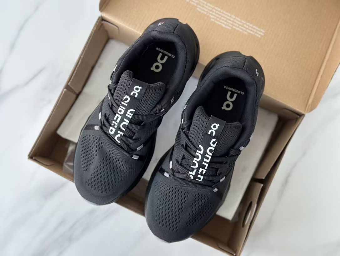**do** รองเท้าวิ่ง ON Cloudsurfer cushioned road running มีไซส์ ชาย หญิง สินค้าใหม่ ของแท้พร้อมกล่อง