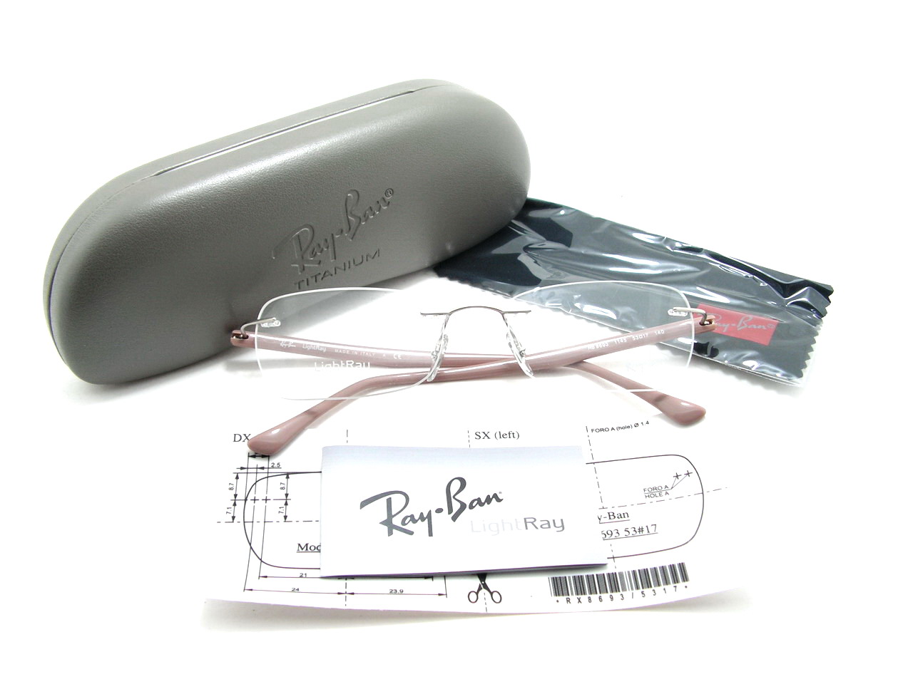 หมดแล้วค่ะ+++กรอบแว่นสายตา Rayban Titanium (LightRay) !!!สวยด้วยทรงสุดฮิตค่ะ ของแท้100%และถูกสุดๆ ส่งตรงจากUS.ค่ะ