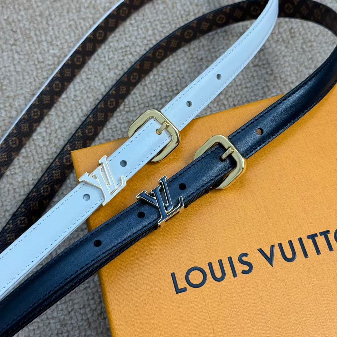 **do**เข็มขัดรุ่น LV Darling Ard ขนาด 15 มม. ด้านหน้าสีพื้นหลังลาย โลหะสีทอง มี2 สี สินค้าใหม่ ของแท้