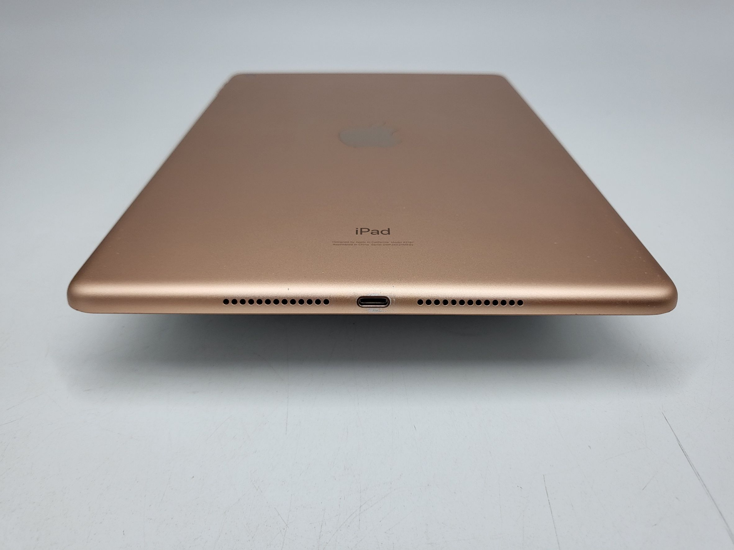 iPad (7th generation) 128GB Wi-Fi Gold สภาพดี ราคาสุดคุ้ม