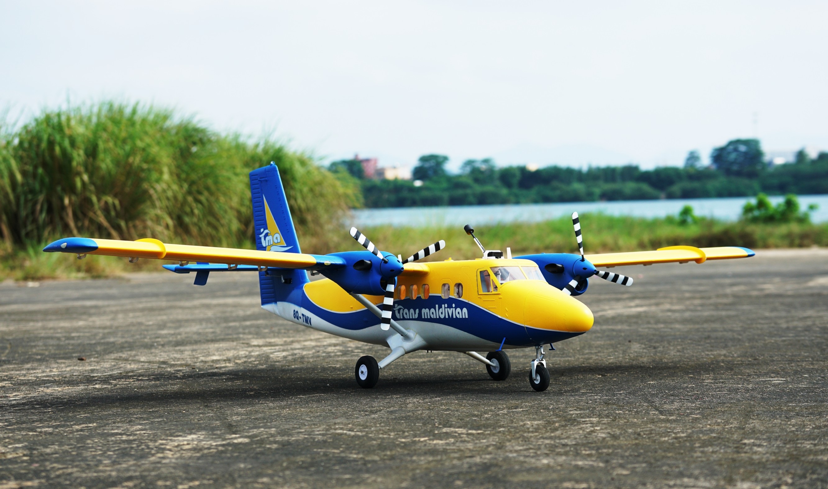 เครื่องบินโฟม ตัวลำ+ชุดไฟ XFly Twin Otter 1800mm with Floats PNP (ไม่รวมวิทยุ รีซีฟ แบต)