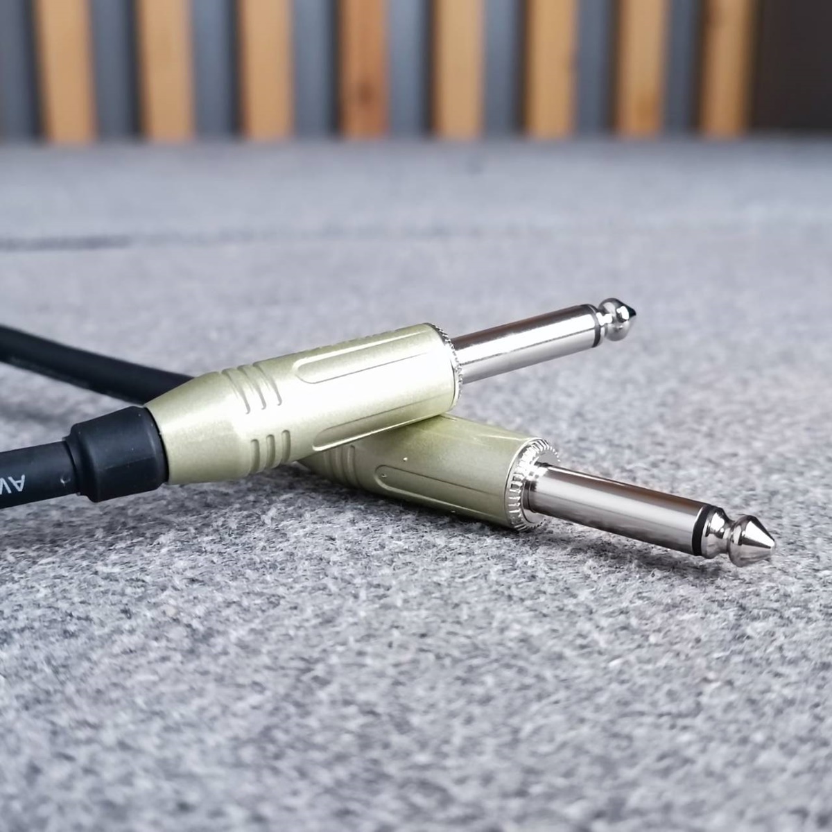 ยาว20เมตร AMPHENOL สาย PHONE MONO หัวท้าย 20เมตร CA33-33-C-020 สายP.MIC MONOหัวท้าย สายแจ็คโฟนโมโน สายสัญญาณสำเร็จรูป เอไอ-ไพศาล