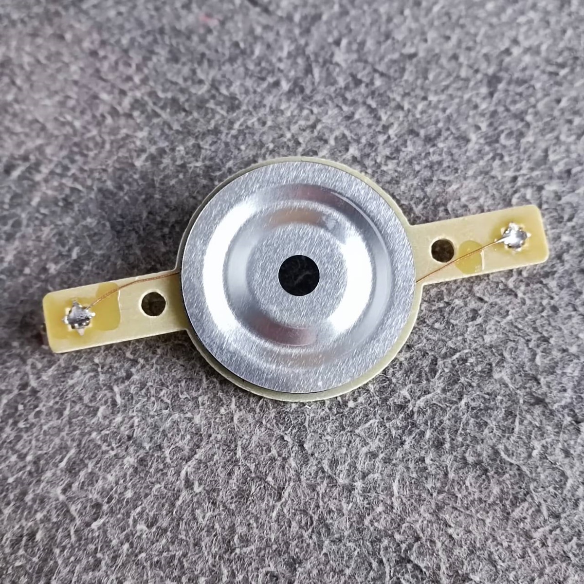 วอยซ์ แหลมจาน สีเงิน VOICE วอยซ์ เสียงแหลม วอยซ์แหลมจานไทเทเนียมเงิน สำหรับแหลมจาน 4 นิ้ว เอไอ-ไพศาล