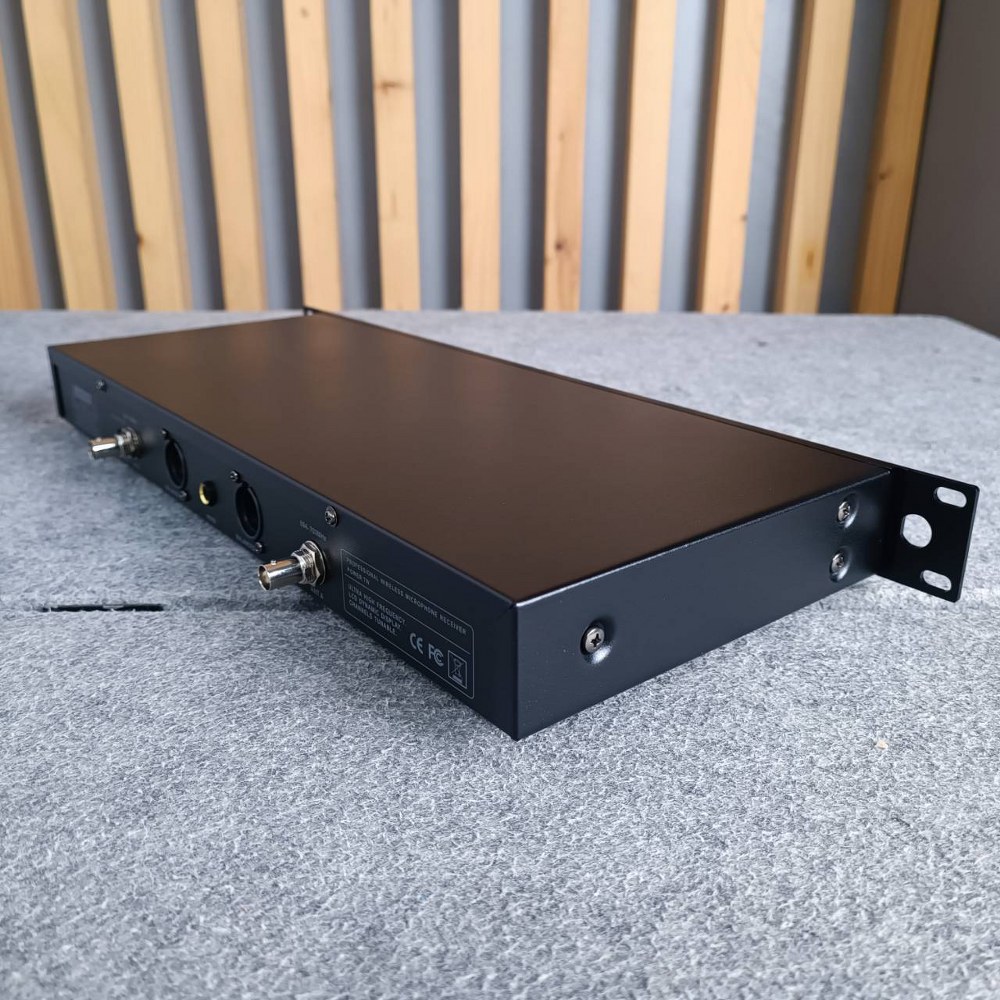 NPE UW-111/MH-58/MH-58 ไมค์ลอยคู่ ไมโครโฟนไรสาย คลื่นความถี่ใหม่ UHF (694-703MHz/748-758MHz) UW 111 / MH 58 เอไอ-ไพศาล