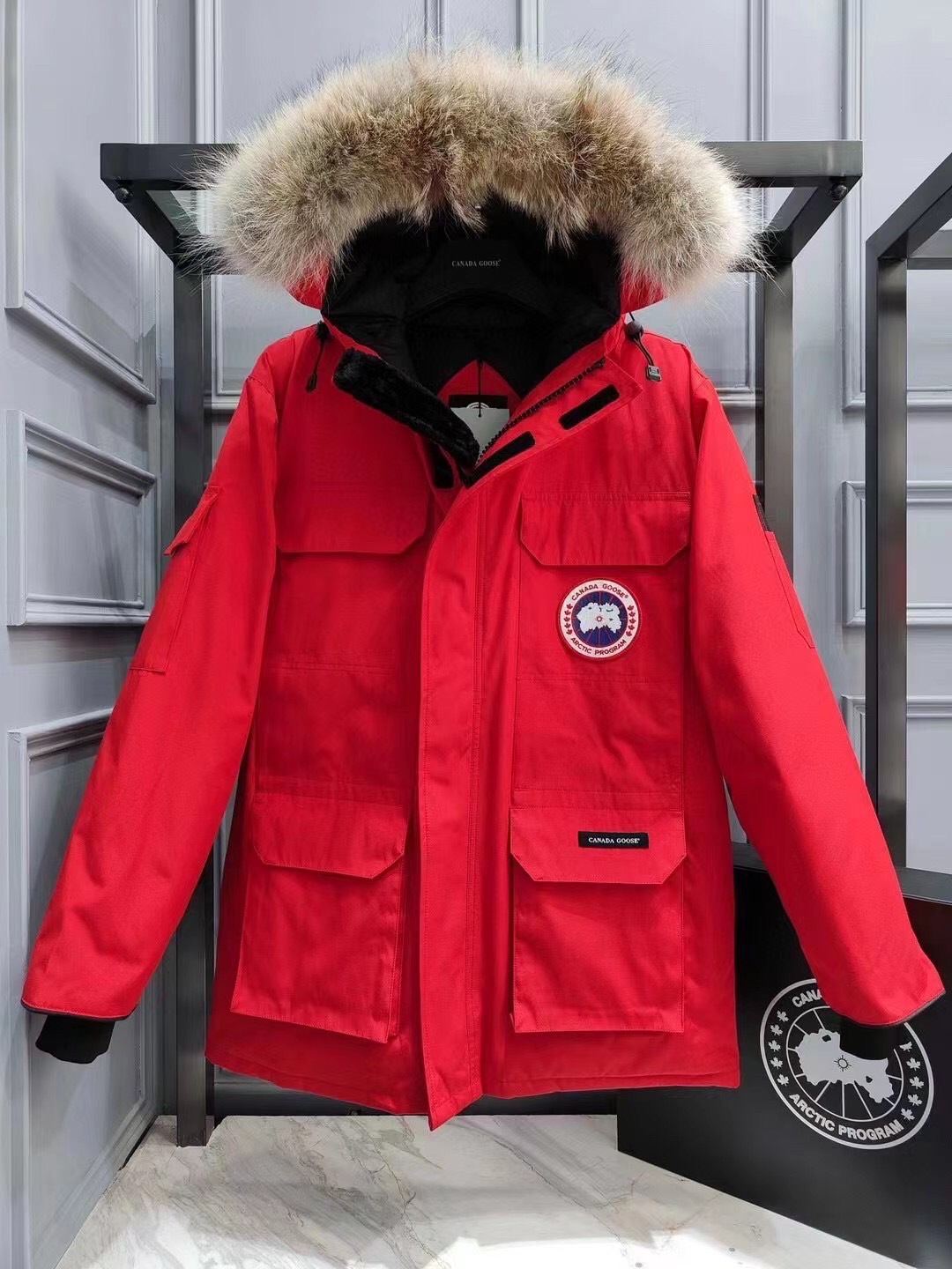 **Do** เสื้อ Canada Goose ใส่ได้ชาย หญิง สำหรับหนาวหรือหิมะตก ฮู้ดขนเฟอร์ มี 6 สีให้เลือก สินค้าใหม่ ของแท้