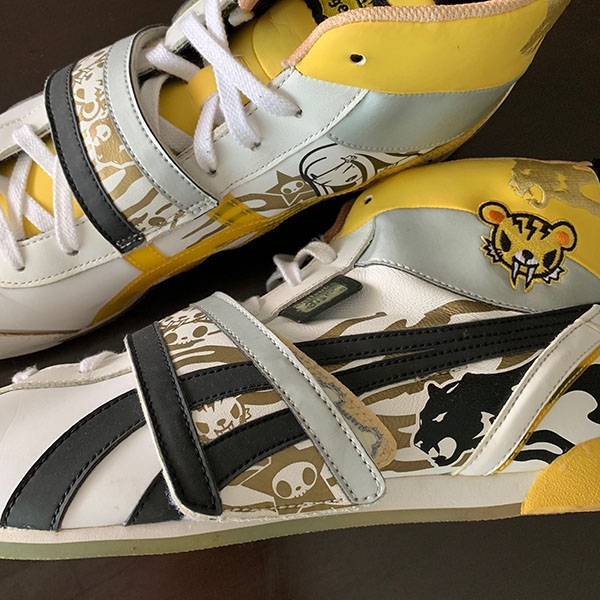 Onitsuka Tiger Tokidoki - White / Yellow Black (Hi) ทรงหุ้มข้อ Show Case