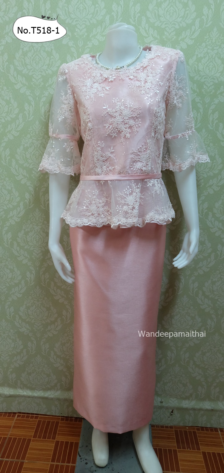 ชุดเสื้อลูกไม้ฝรั่งเศสทั้งตัว กระโปรงยาวอัดผ้ากาวทั้งตัว แขนสามส่วน สวยมาก เสื้อ+กระโปรงยาว เบอร 40