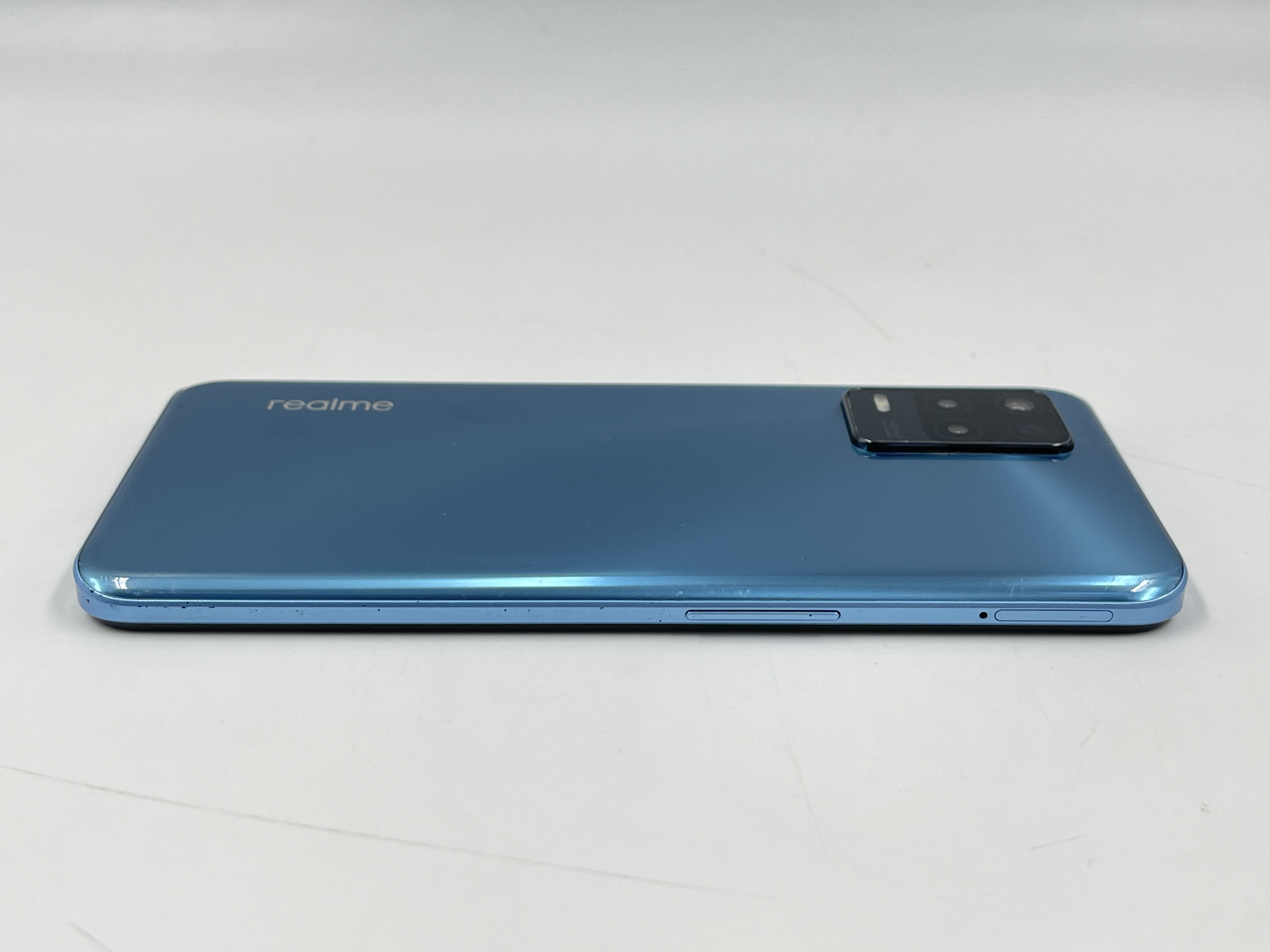 ♠️🌷 REALME 8 5g RAM 8GB/128GB Supersonic Blue 🌷♣️