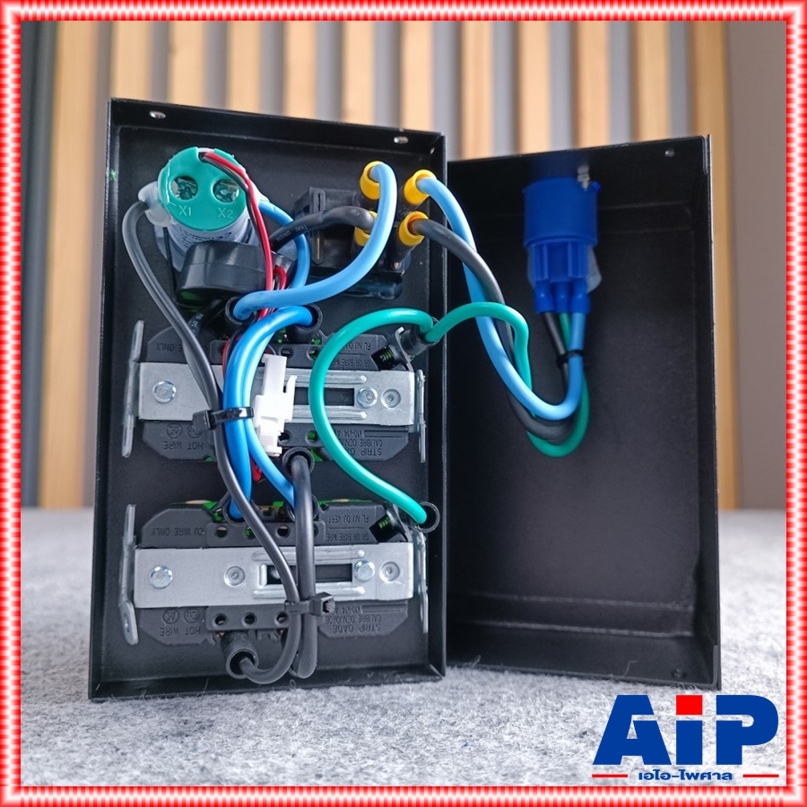 TECHCRON BOX-4VA ปลั๊กส้ม จอส้ม บล็อกปลั๊กไฟ กล่องปลั๊กไฟ วัสดุทำจากเหล็ก มีหน้าจอแสดงผล โวลท์ แอมป์ กล่องปลั๊กพ่วง 4 ช่อง แถมฟรี ปลั๊กเพาเวอร์คอน BOX 4 VA BOX4VA เอไอ-ไพศาล