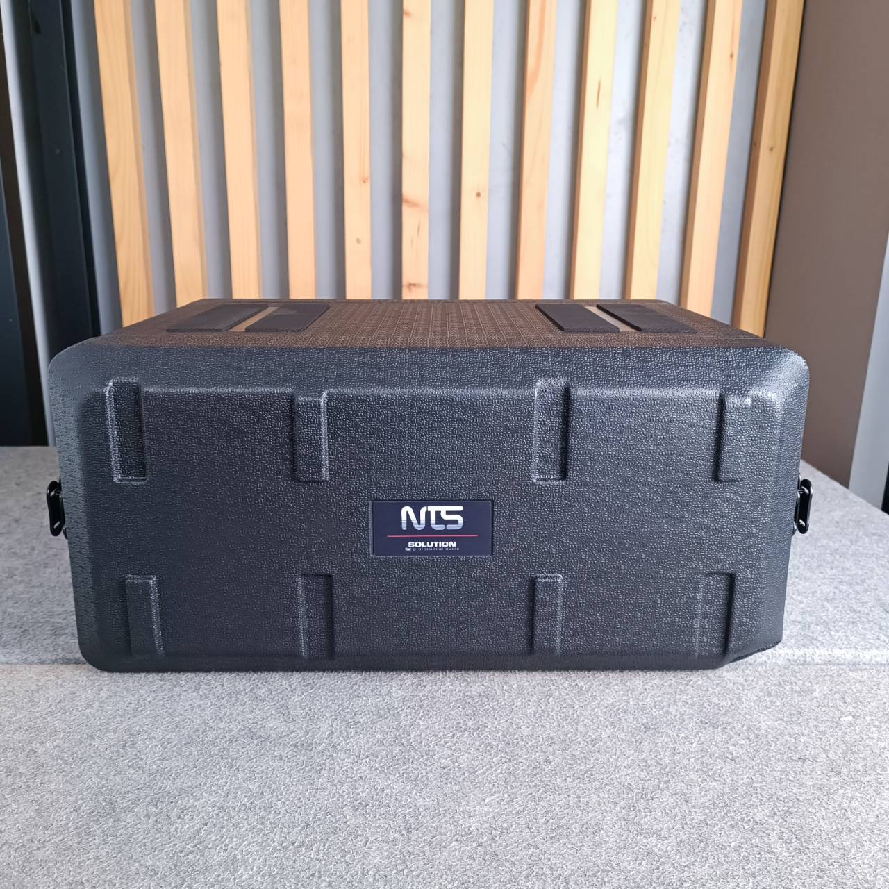 สินค้าเสียหายจากการขนส่ง NTS PE-4US RACK ลึก10นิ้ว (แร็คยุบตรงมุม) แร็ค รุ่น PE 4US PE4US 10" โพลีเอทิลีน ตู้Rack กล่องใส่อุปกรณ์เครื่องเสียง rack แร็ค4U เอไอ-ไพศาล