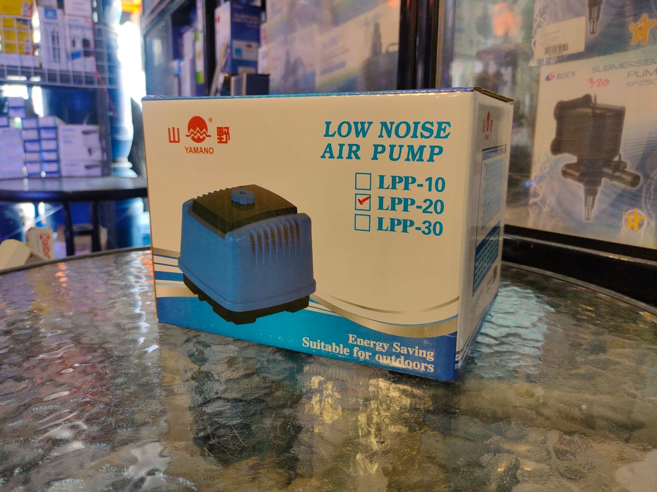 ปั๊มลม YAMANO LPP-20 2,000 L/HR 20W MAX pressurre > 0.030 MPa