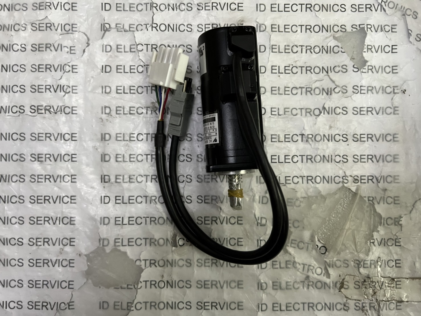 SGMAH-01BAA41 SERVO MOTOR "YASKAWA"
