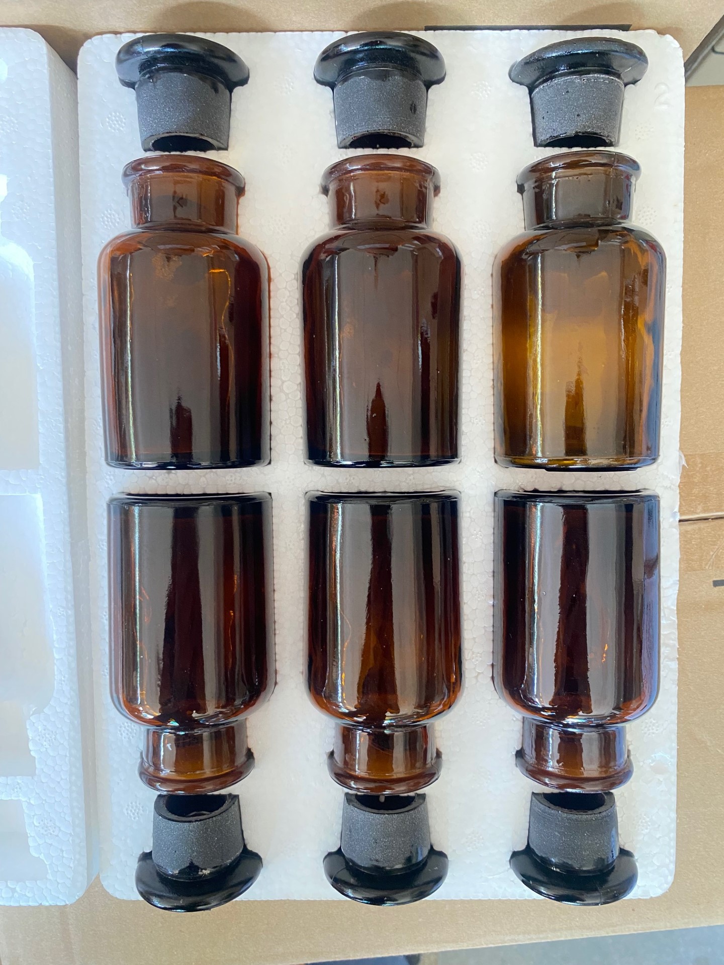 ขวดรีเอเจ้นท์แก้ว ปากกว้างและปากแคบพร้อมจุกแก้วชนิดใสและชา