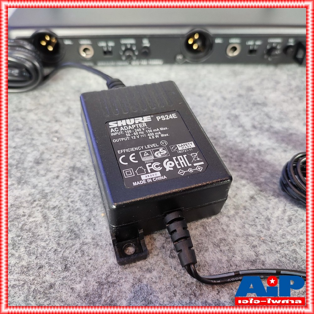 SHURE SVX288TH/PG58-M19 ไมค์ลอยคู่ ไมโครโฟนไร้สายแบบมือถือคู่ย่าน UHF ไมโครโฟน Wireless Microphone SVX288TH/PG58 M19 SVX288TH/PG58M19 เอไอ-ไพศาล +++