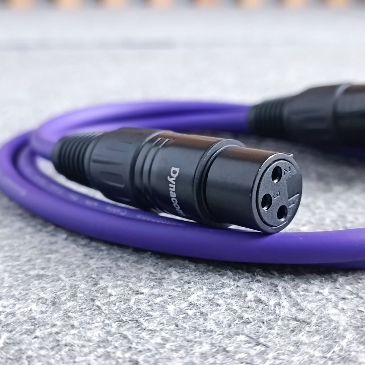 30เมตร สายP.XLRออกJ.XLR J021 dynacom สีม่วง สายสัญญาณ CANNON ผู้ ออก CANNON เมีย สาย บาลานซ์ เอไอ-ไพศาล