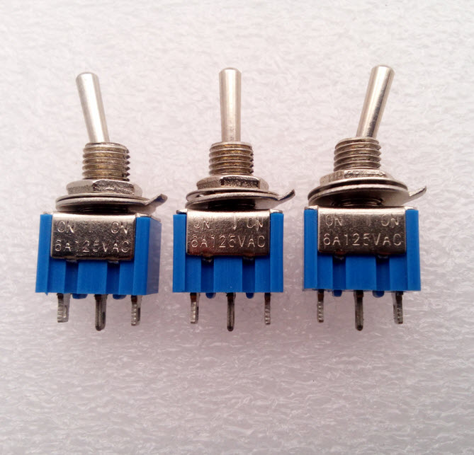 MTS-103 SPDT 6A 125VAC (ON--OFF--ON)