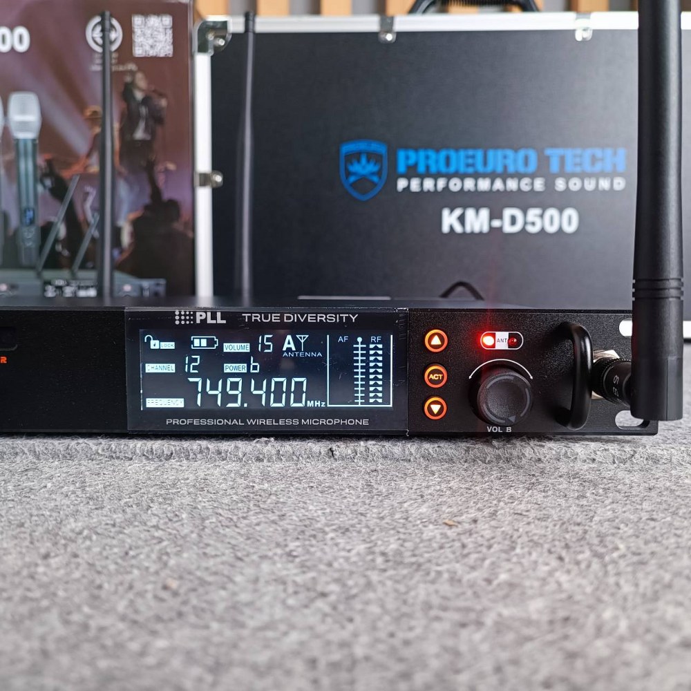 PROEUROTECH KM-D500 ไมค์ลอย UHF 4เสา ไมโครโฟน Wireless UHF ไมโครโฟนไร้สาย ไมค์ลอยคู่มือถือ โปรยูโรเทค KM D500 KMD500 เอไอ-ไพศาล