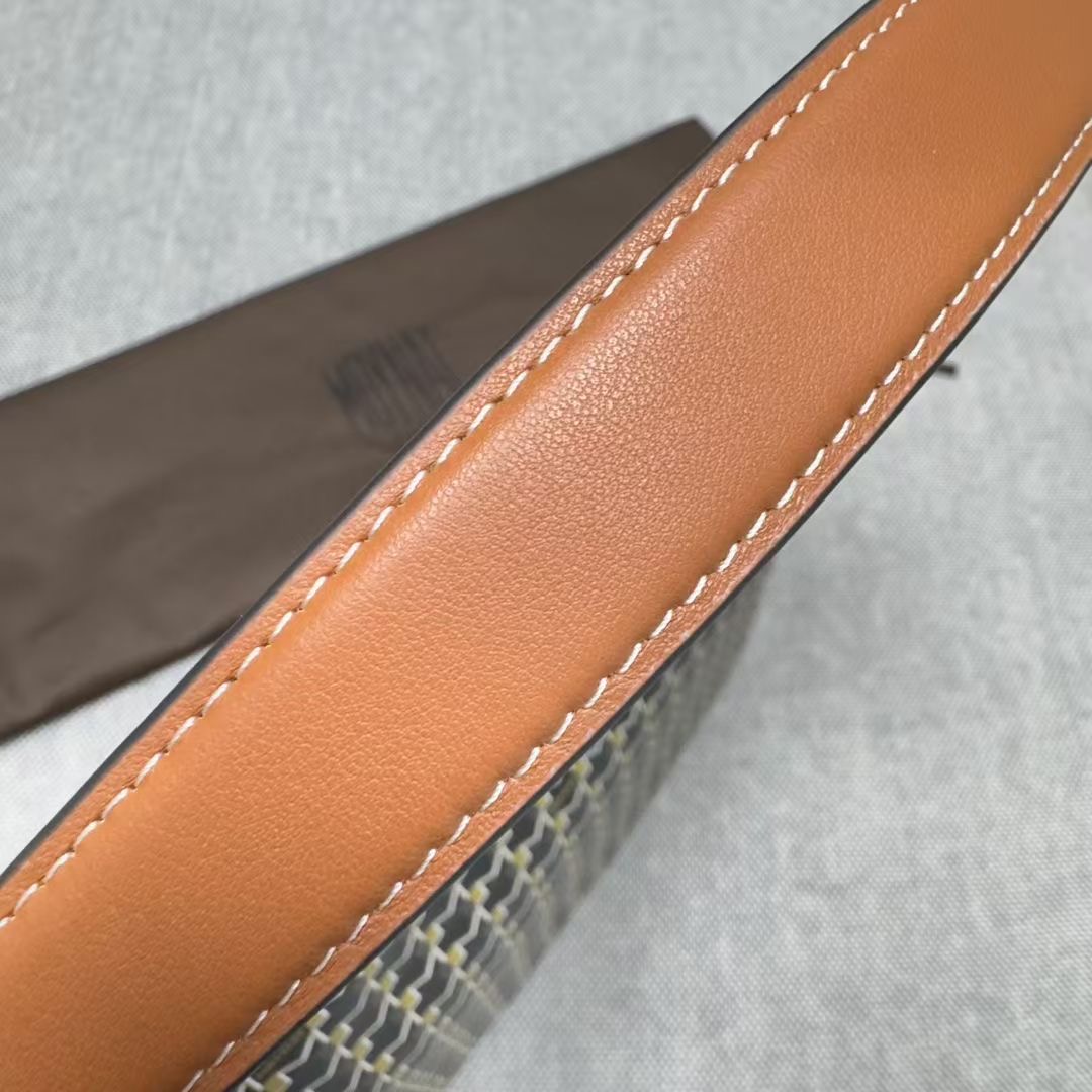 กระเป๋าแคนวาส Moynat Hobo Bag the House’s signature monogram canvas สินค้าใหม่ ของแท้