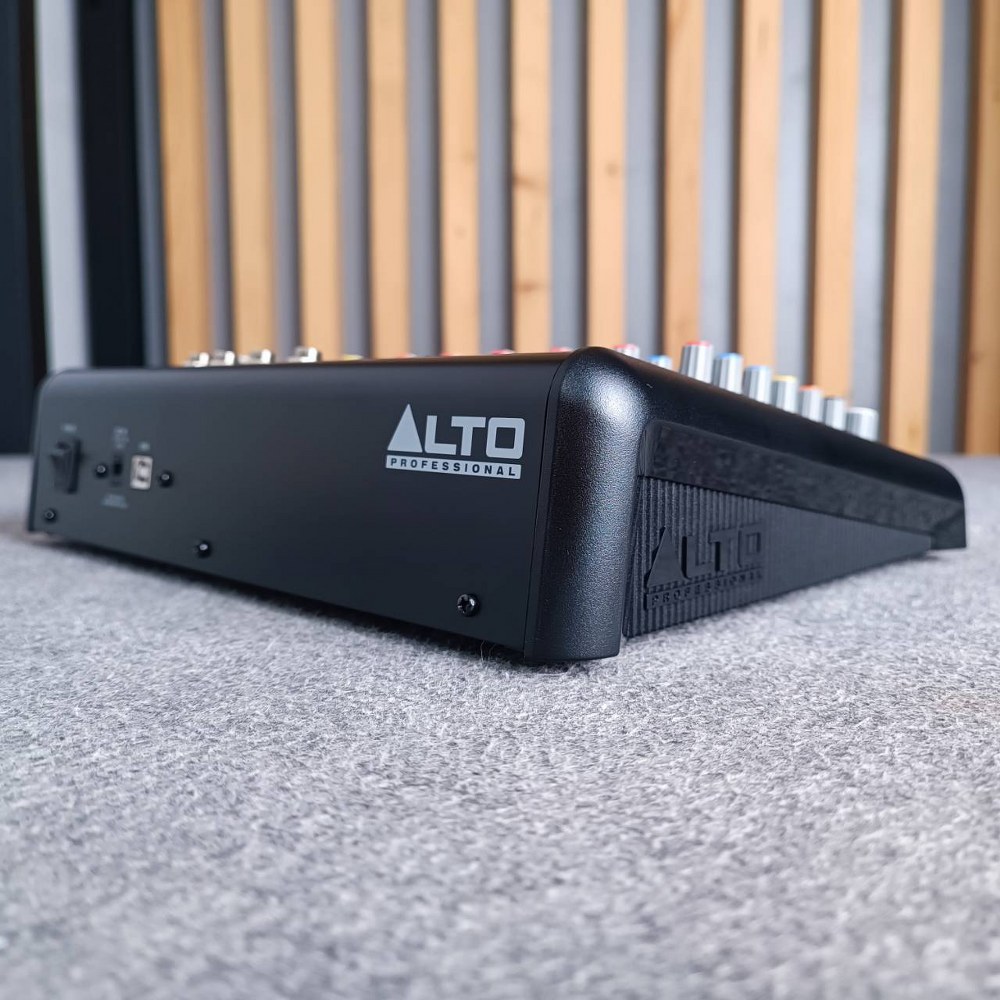 มิกเซอร์ ALTO TRUEMIX800FX mixer TRUE MIX 800 FX อัลโต้ mix สเตอริโอมิกเซอร์ ออกมาทดแทน ZMX122 ZMX122FX +++