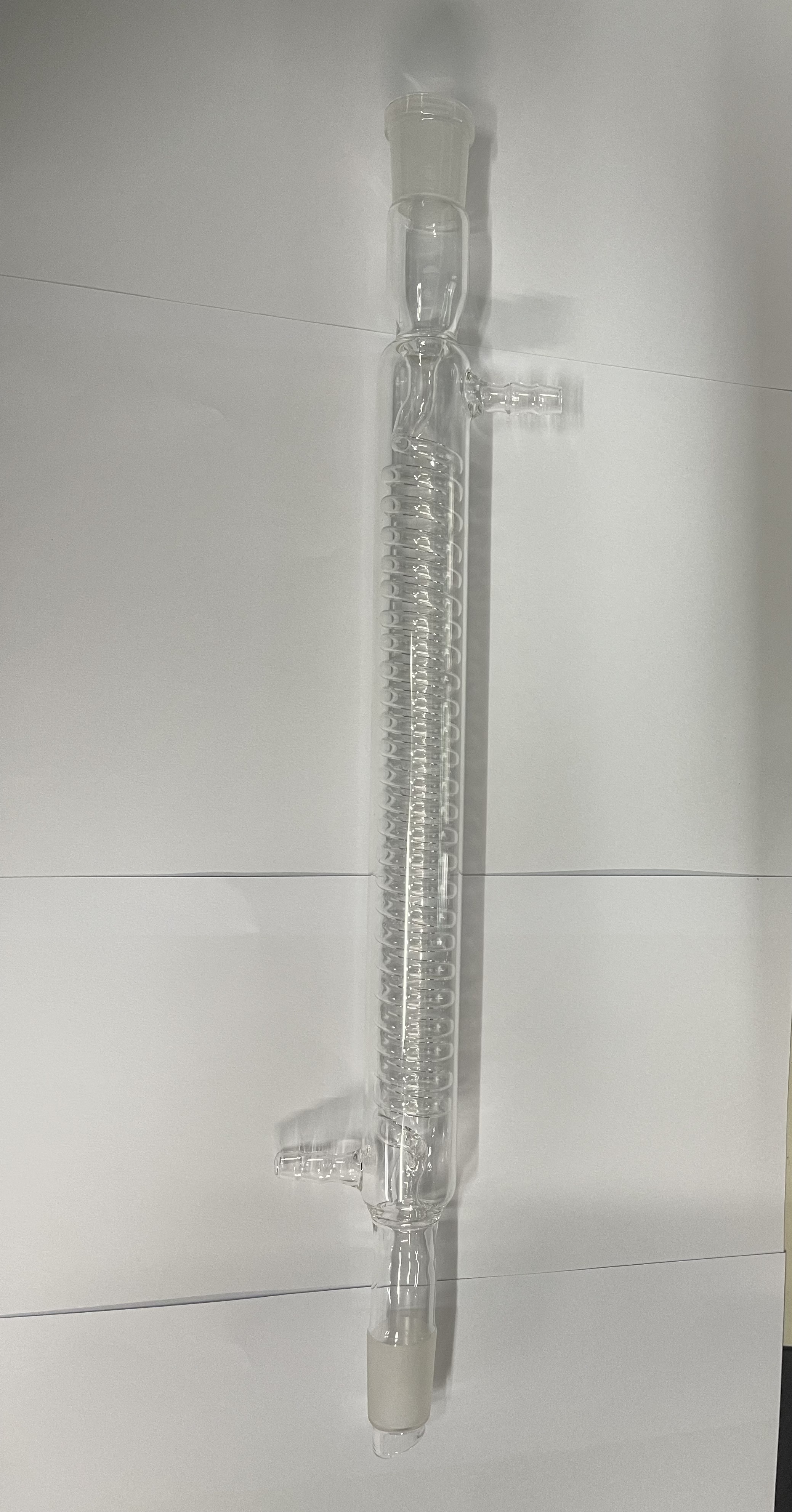 Condenser for Distilling (คอนเดนเซอร์สำหรับงานกลั่น)