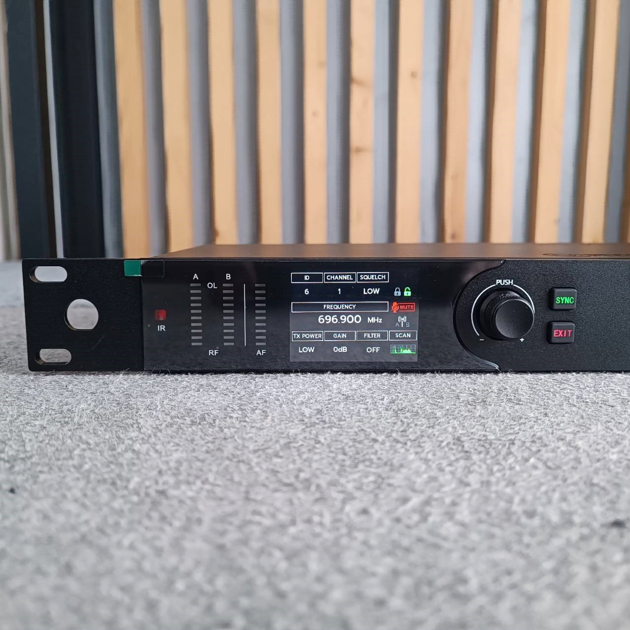 VL AUDIO V-MIC VOICE MATE R2 ไมค์ลอยคู่ ไมโครโฟน ไมค์ไร้สาย ไมค์ลอย Microphone มือถือคู่ เอไอ-ไพศาล