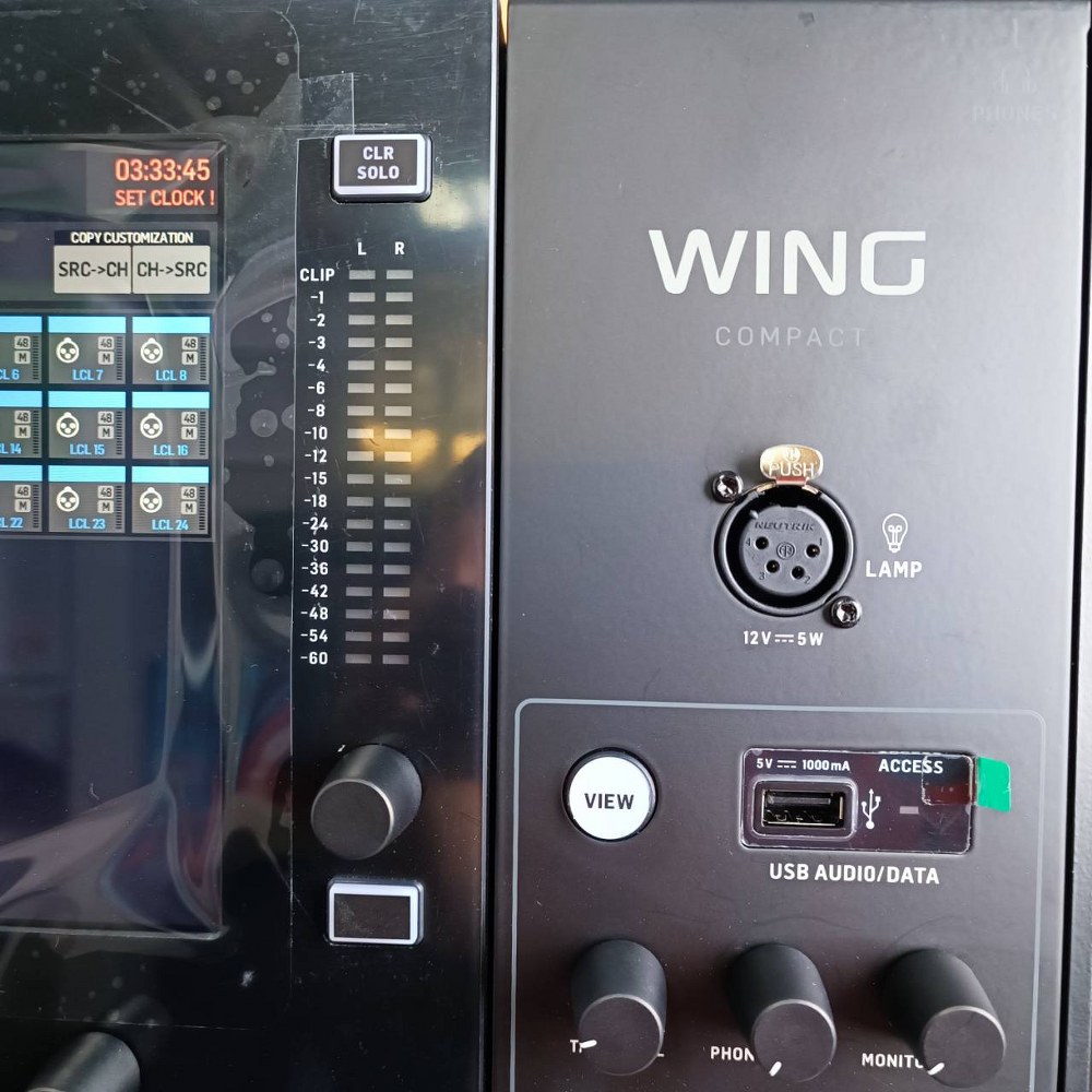BEHRINGER WING COMPACT mixer สีดำ มิกซ์ดิจิตอลแบบมีหน้าบอร์ด 48 แชนแนล 28 บัส มิกเซอร์ มิกเซอร์ดิจิตอล เอไอ-ไพศาล