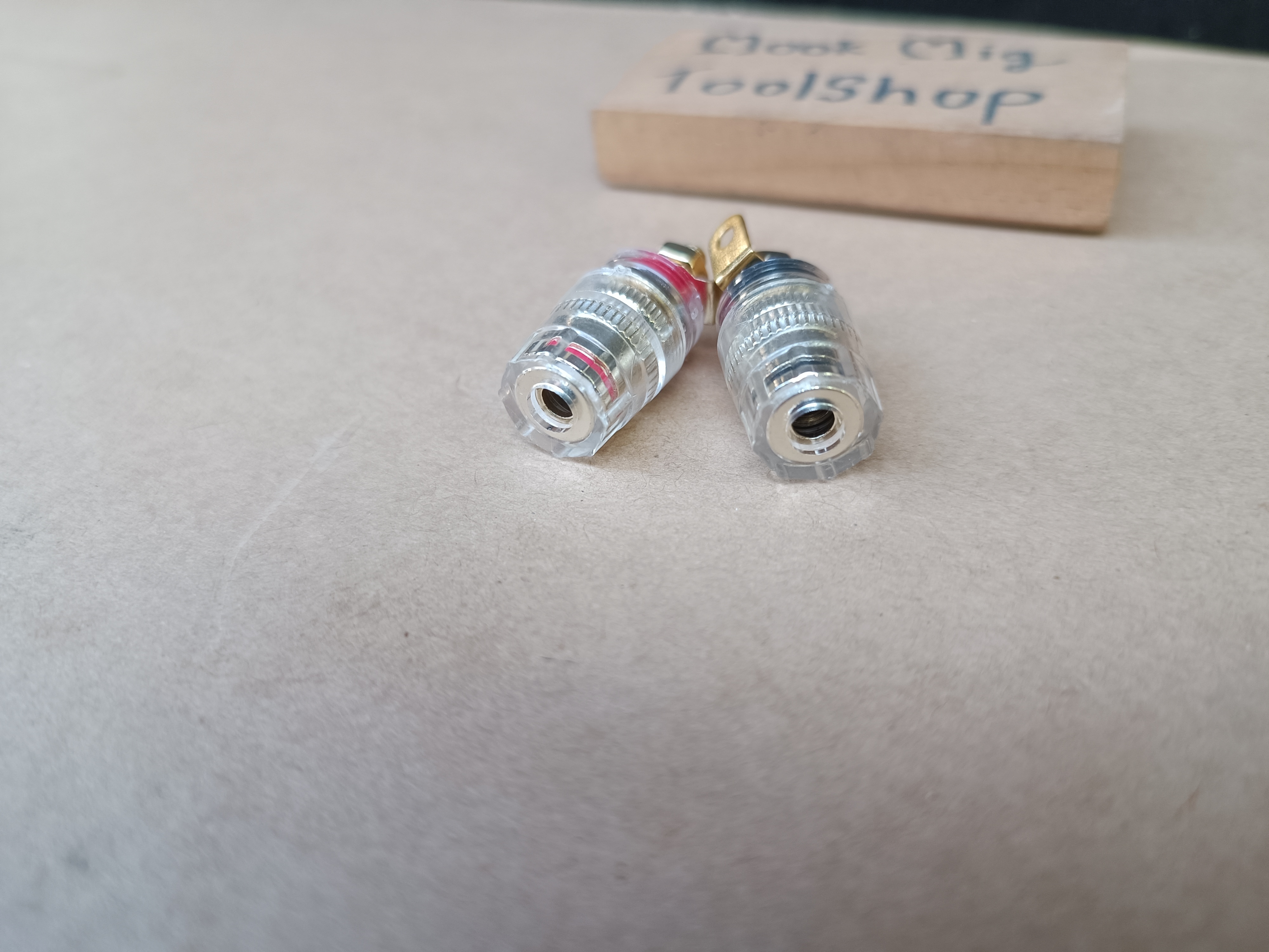 ขั้วต่อสายลำโพง ไบดิ่งโพส ต่อสายแบต หัวต่อบานานาปลั๊ก Banana Plug หัวต่อเครื่องเสียง ขนาด M4*33 แกนกลางเป็นทองแดง ราคาต่อ 1คู่