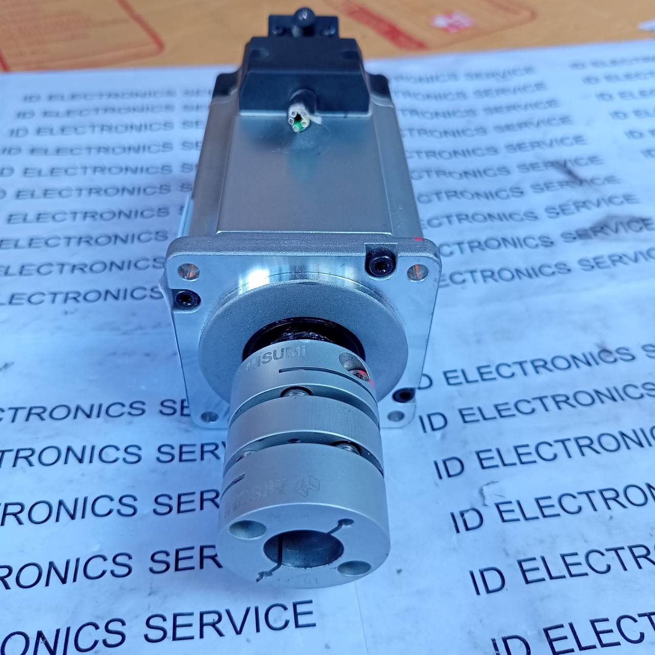 SERVO MOTOR "PANASONIC" Model : MHMJ042P1U