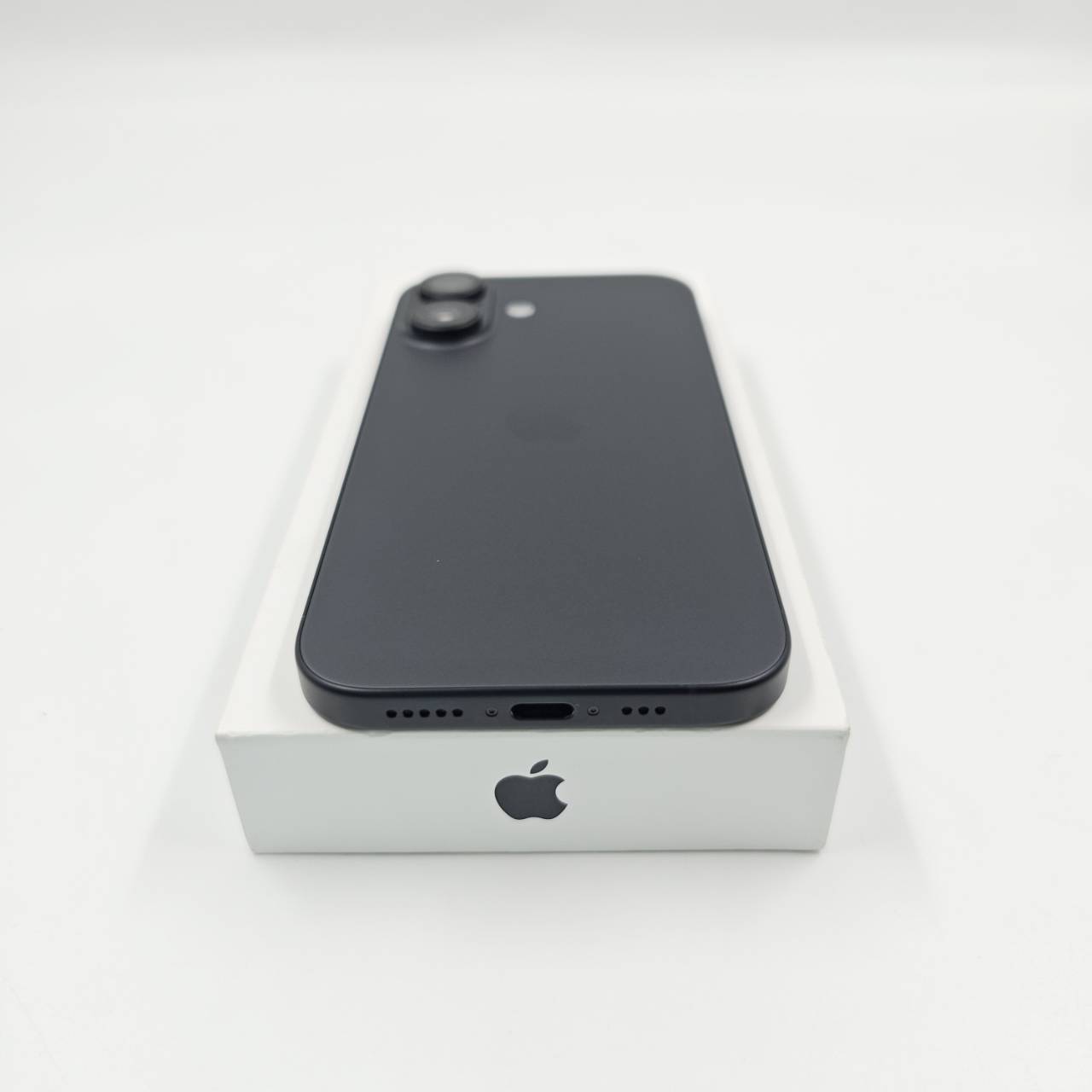 🎀🎊 iPhone 16 128GB Black🎀🎊💓🥳อย่าพลาด i16 สภาพดี ครบกล่องแท้ มีปกศ. ราคาสุดคุ้ม 🥳