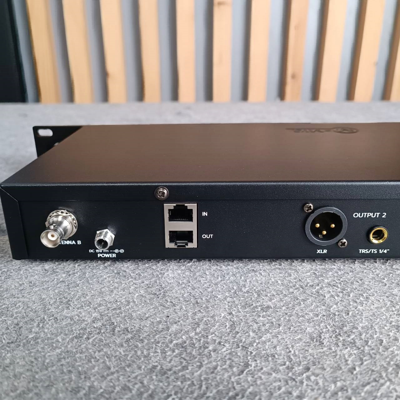 VL AUDIO V-MIC VOICE MATE R2 ไมค์ลอยคู่ ไมโครโฟน ไมค์ไร้สาย ไมค์ลอย Microphone มือถือคู่ เอไอ-ไพศาล