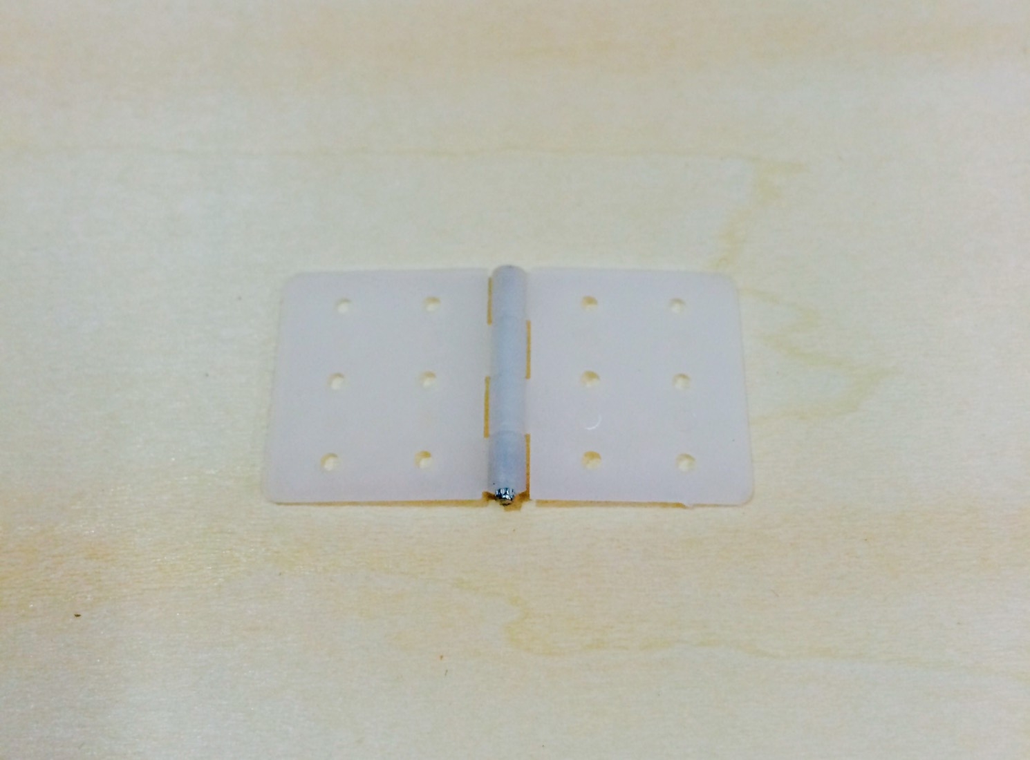 บานพับแบบแผ่น #3 28mm.x15mm.