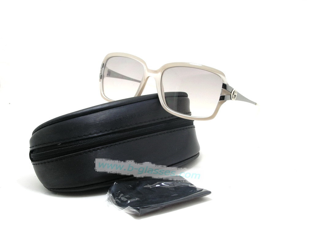 S แว่นกันแดด Giorgio Armani ไฮโซมากมากค่ะ ของแท้และถูกที่สุด ส่งตรงจากUS.ค่ะ