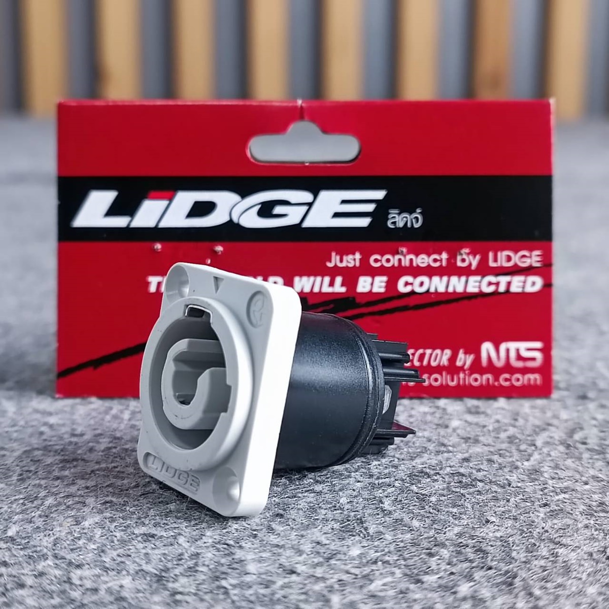 LIDGE LS-3MPB-1 J.ACตัวเมีย ปลั๊กไฟตัวเมีย ปลั๊กตัวเมีย ติดแท่น LS3MPB1 power connector, 20A A-type LS3MPB เอไอ-ไพศาล