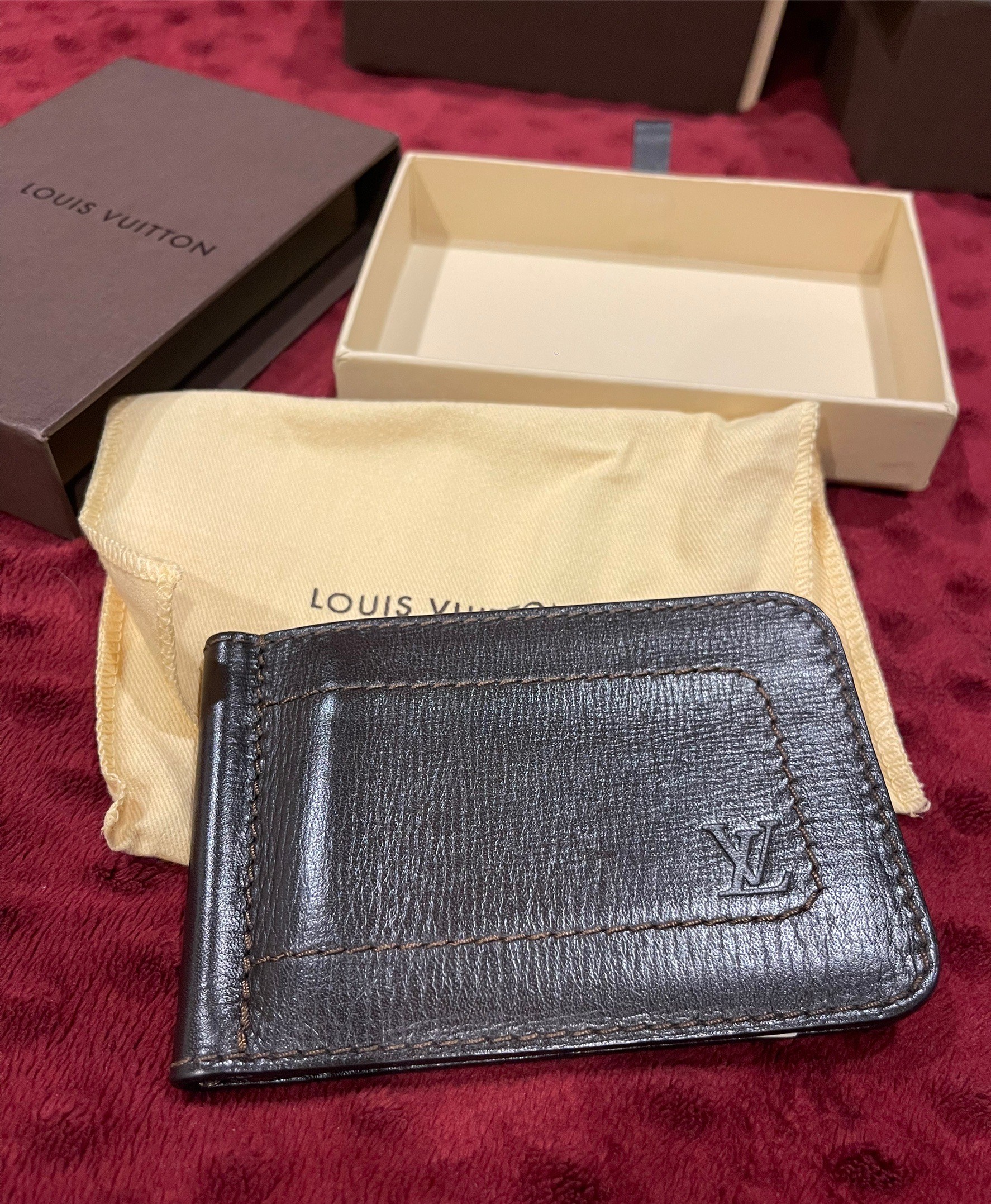 Money Clip Louis Vuitton Vintage Utah Brown 4 Cards (สภาพ 90 %)