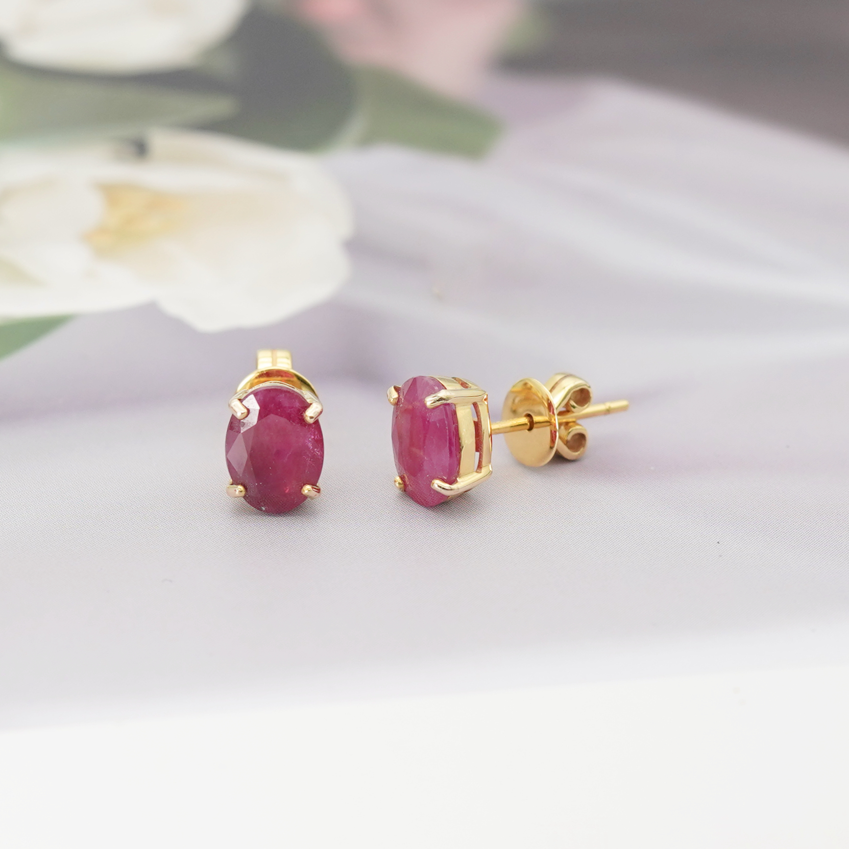✨ ต่างหูทับทิมแท้ ✨ ตัวเรือนทอง 14K ทับทิมแท้ทรง Oval Cut