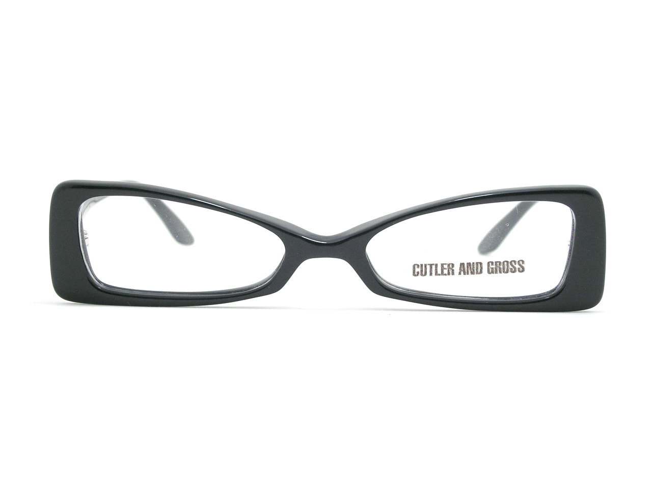 หมดแล้วค่ะ+++กรอบแว่นสายตา Cutler&Gross !!!แบรนด์นี้แนวสุดๆแน่นอน ของแท้และถูกที่สุด ส่งตรงจากUS.ค่ะ