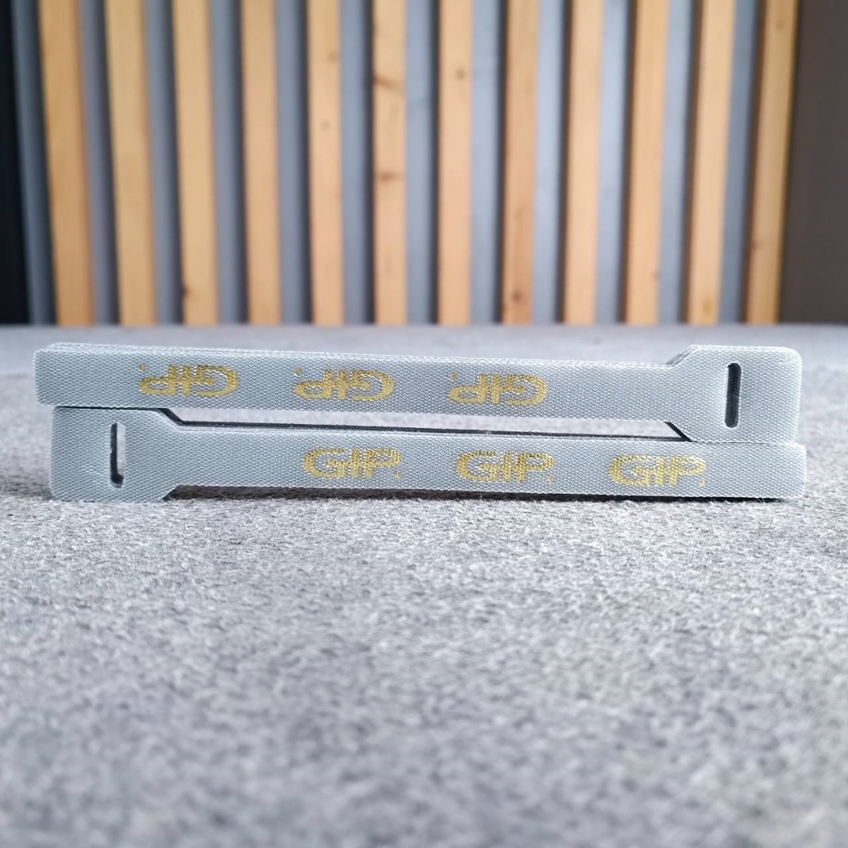 รุ่นใหม่ แพ็ค20เส้น สายรัดGIP สายรัดอเนกประสงค์ เข็มขัดสายไฟ สายรัด สายสัญญาณ สายลำโพง เอไอ-ไพศาล