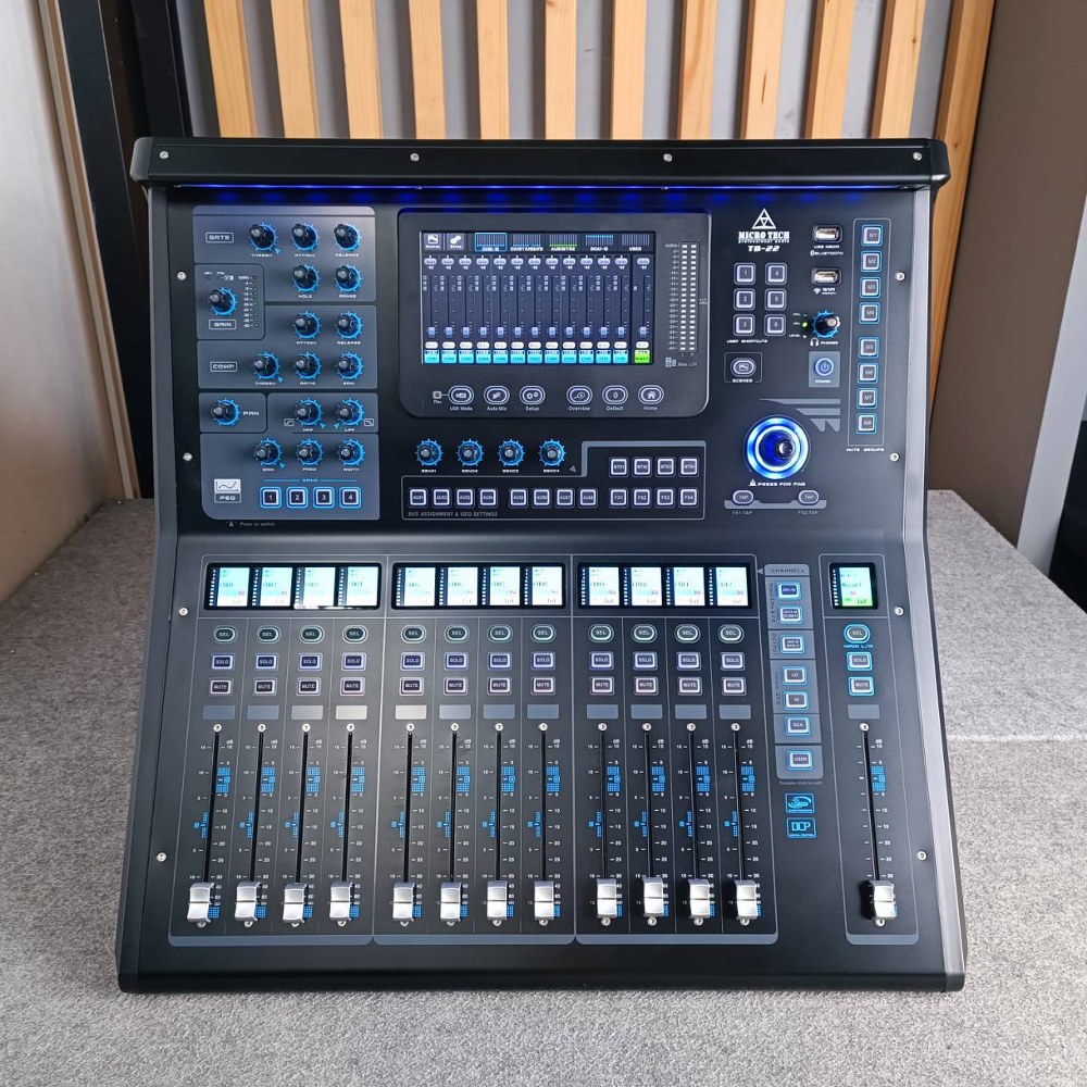 MICROTECH TQ-22 MIXER DIGITAL TQ 22 TQ22 ดิจิตอลมิกเซอร์ 16 อินพุต 8 Aux มีจอแบบสัมผัส เอไอ-ไพศาล